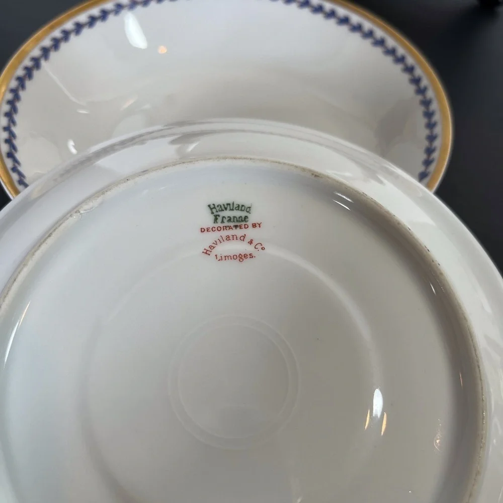 Haviland & Co. Limoges Luncheon Set White with Gold and Royal Blue Ivy Pattern - Picture 5 of 11